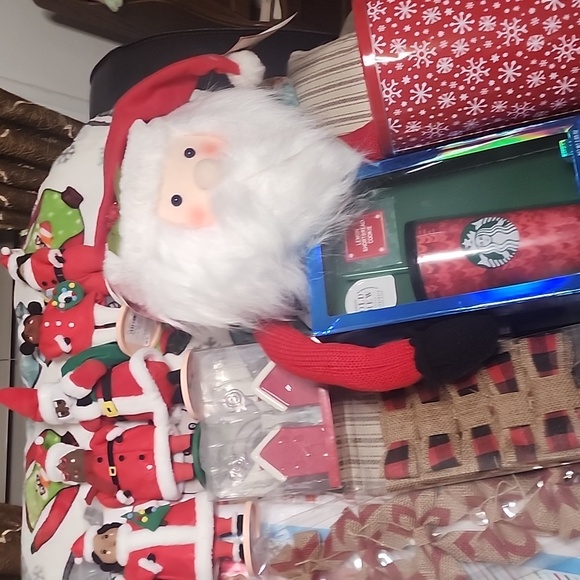 Christmas Galore - Picture 4 of 10